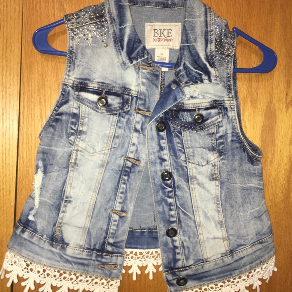 Buckle Jean Vest